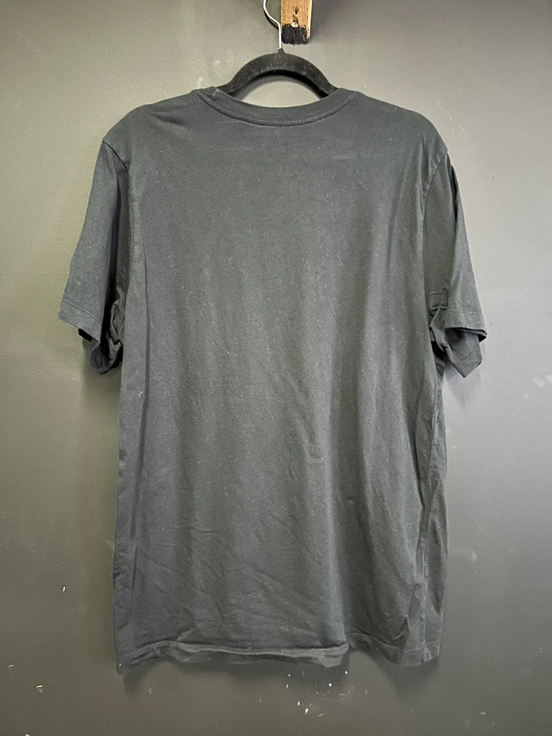 Nike "Sole Food" Black T-Shirt - Size L image indicator(2)