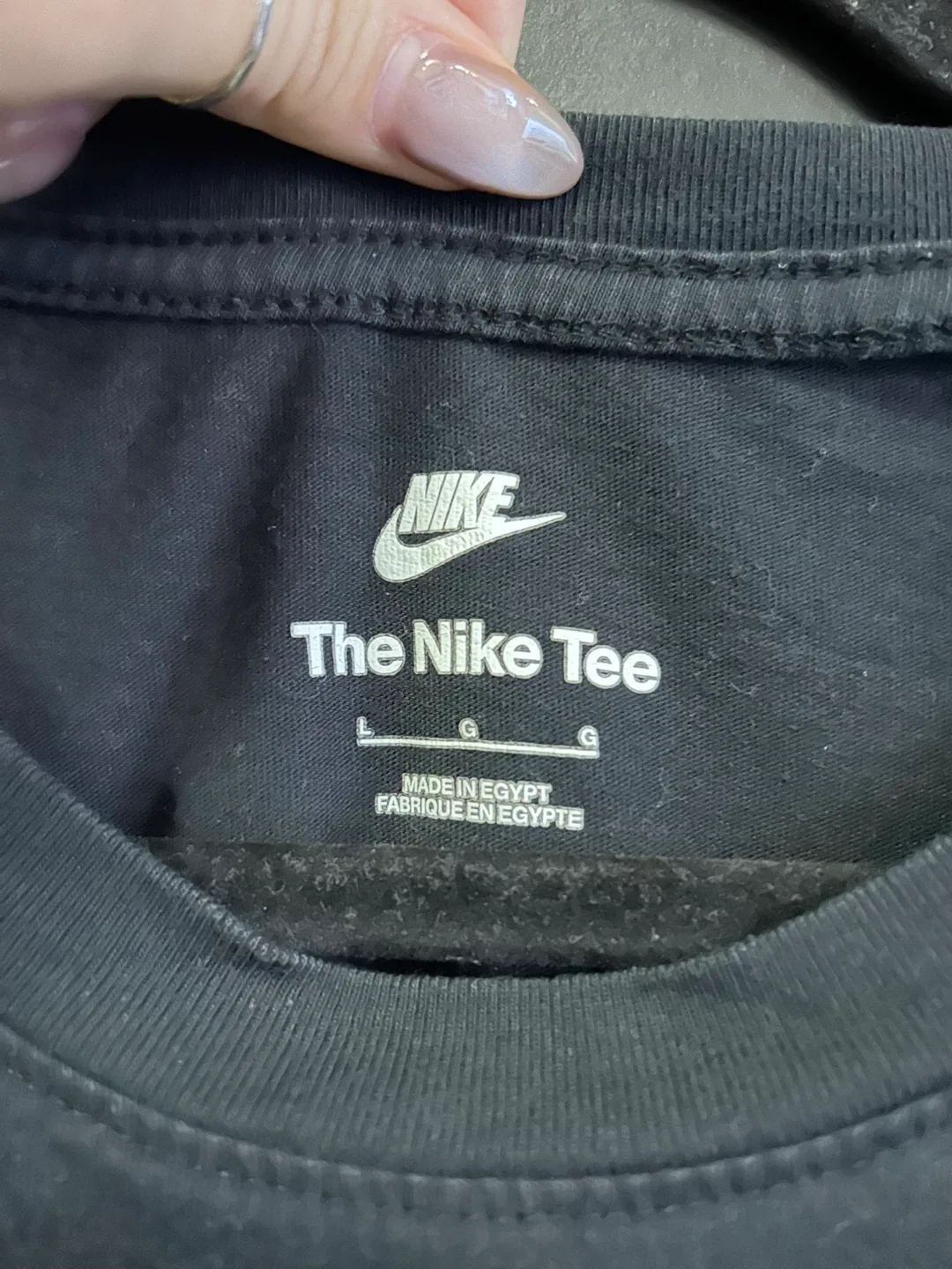 Nike "Sole Food" Black T-Shirt - Size L image indicator(3)