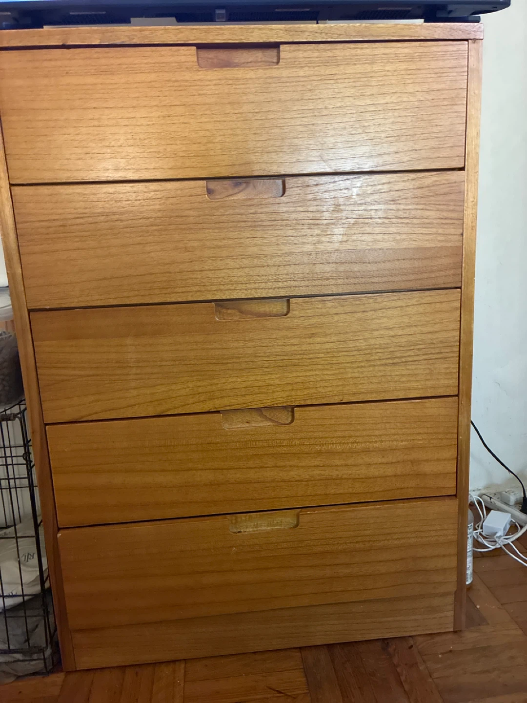 Wood 5-Drawer Dresser