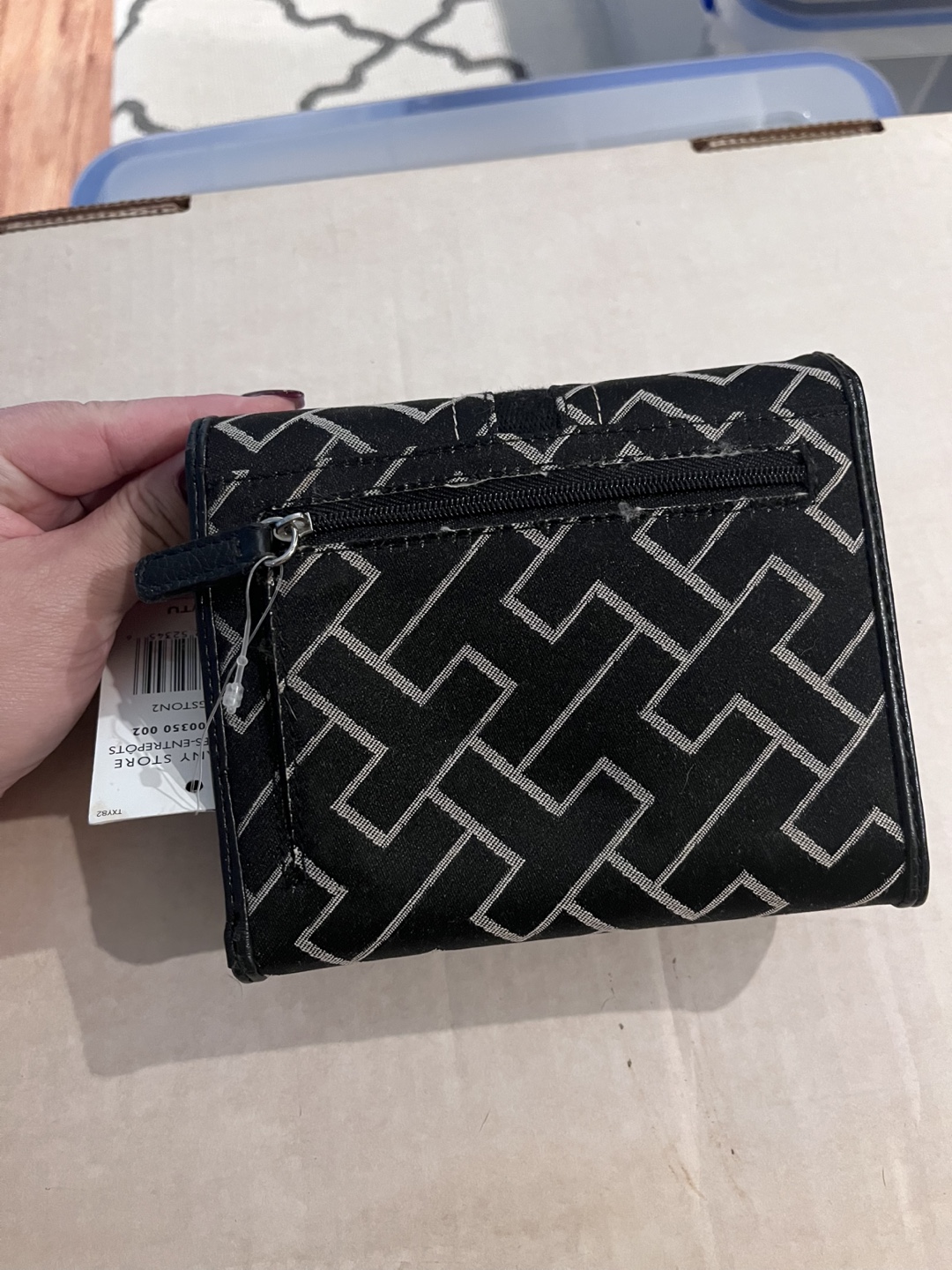 BNWT Tommy Hilfiger Wallet - photo 2