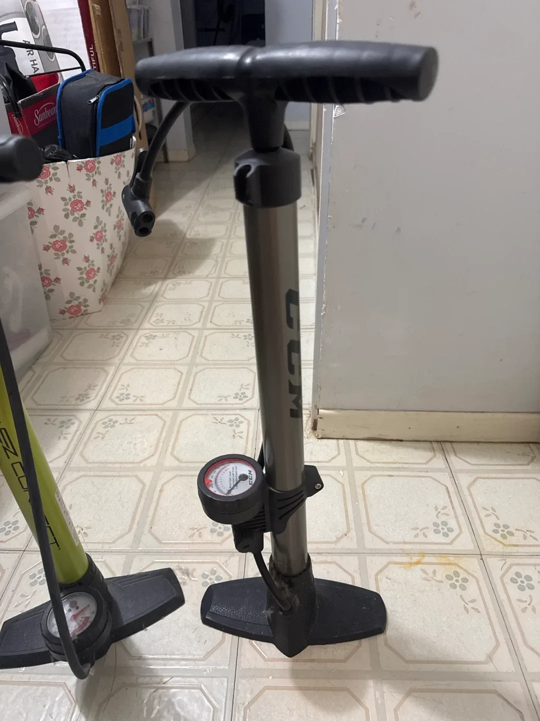 Schwinn EZ Connect & CCM Bike Pumps thumbnail