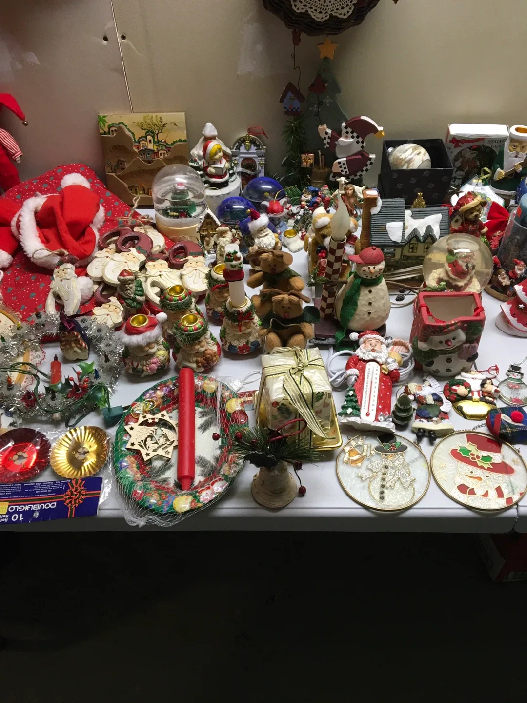 Christmas Decorations Lot image indicator(2)