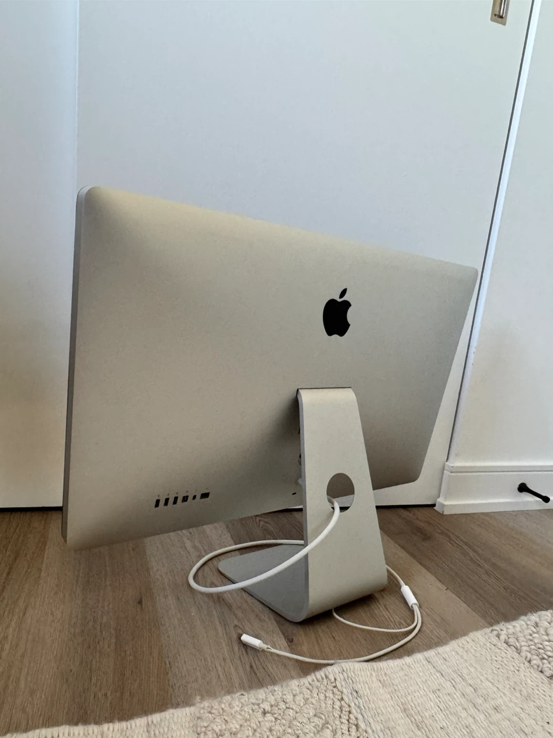 Apple Thunderbolt Display Monitor 27-inch - photo 3