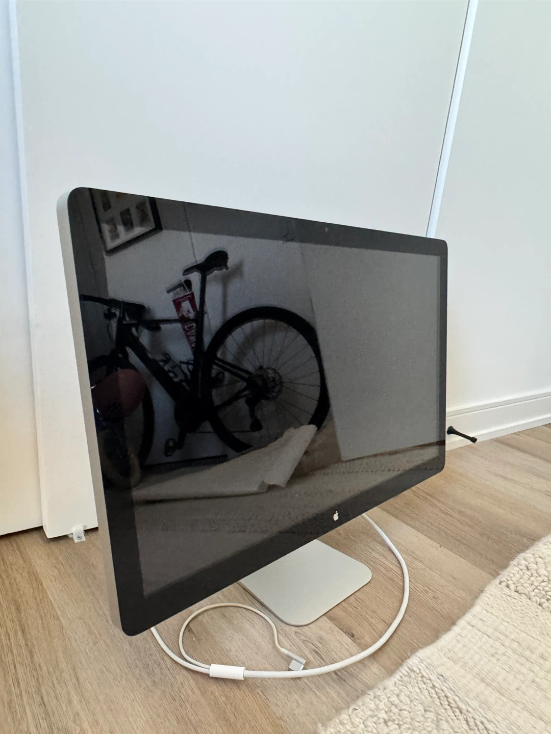 Apple Thunderbolt Display Monitor 27-inch