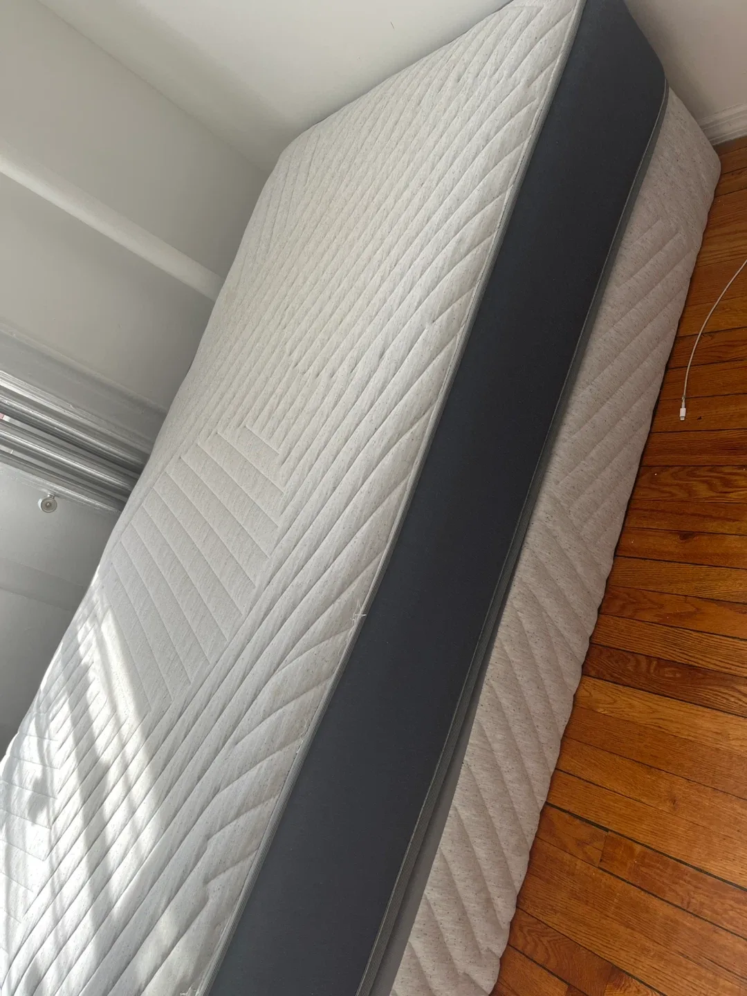 Queen Size Mattress image indicator(2)