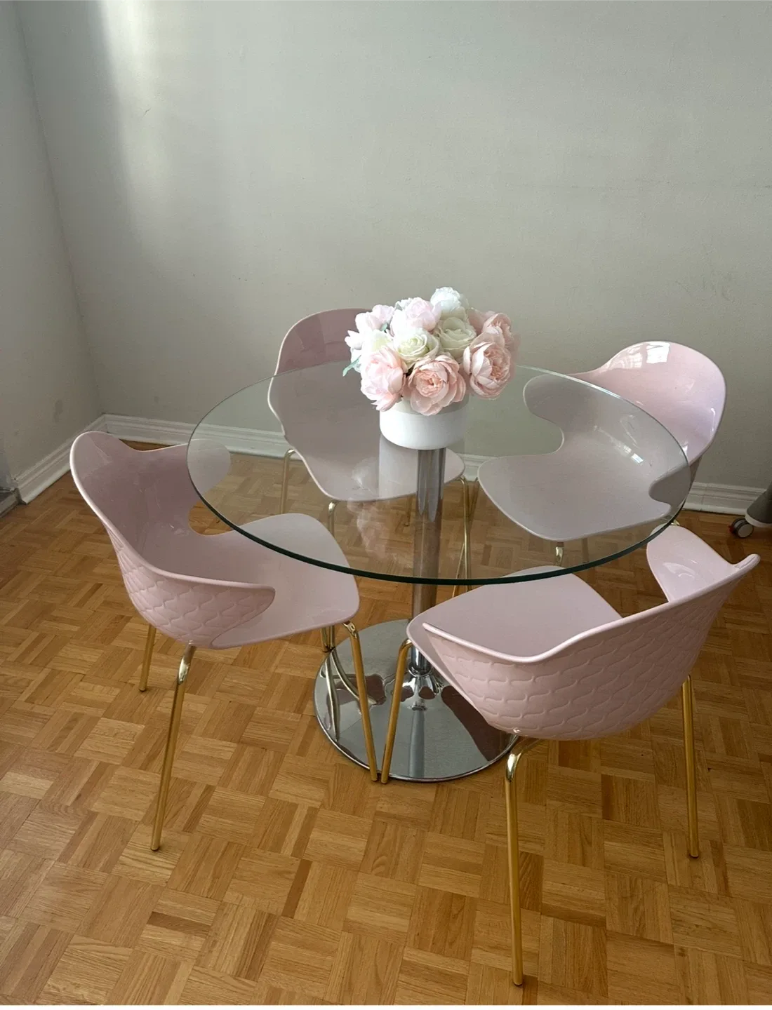 Glass Round Dining / table only thumbnail