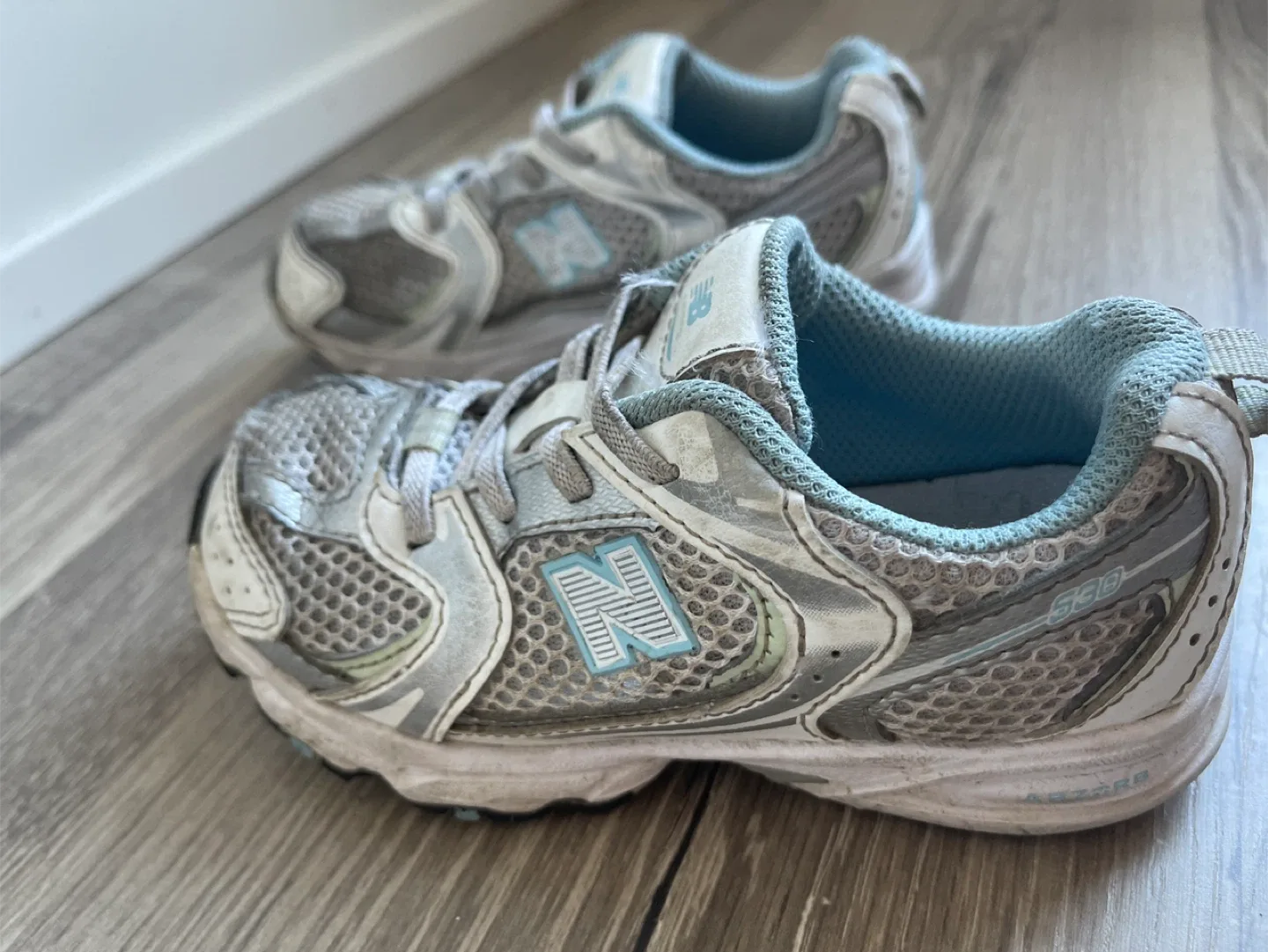 New Balance 530 Sneakers - US Size 10 🧡 image indicator(2)