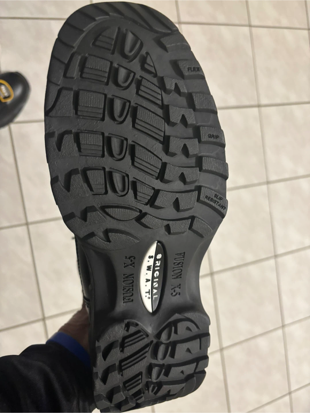 Safety shoes size 8.5 Original S.W.A.T. Fusion X5 Tactical Boots - photo 2