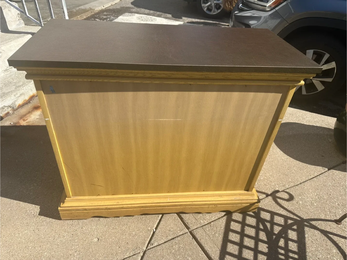 Sideboard/Hutch image indicator(4)