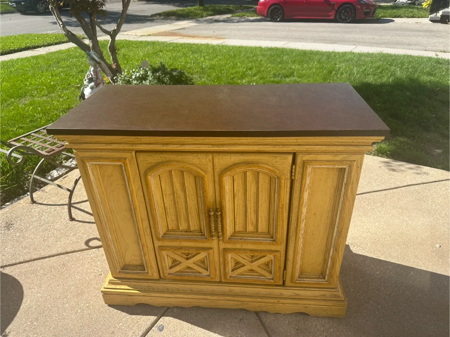 Sideboard/Hutch image indicator(2)