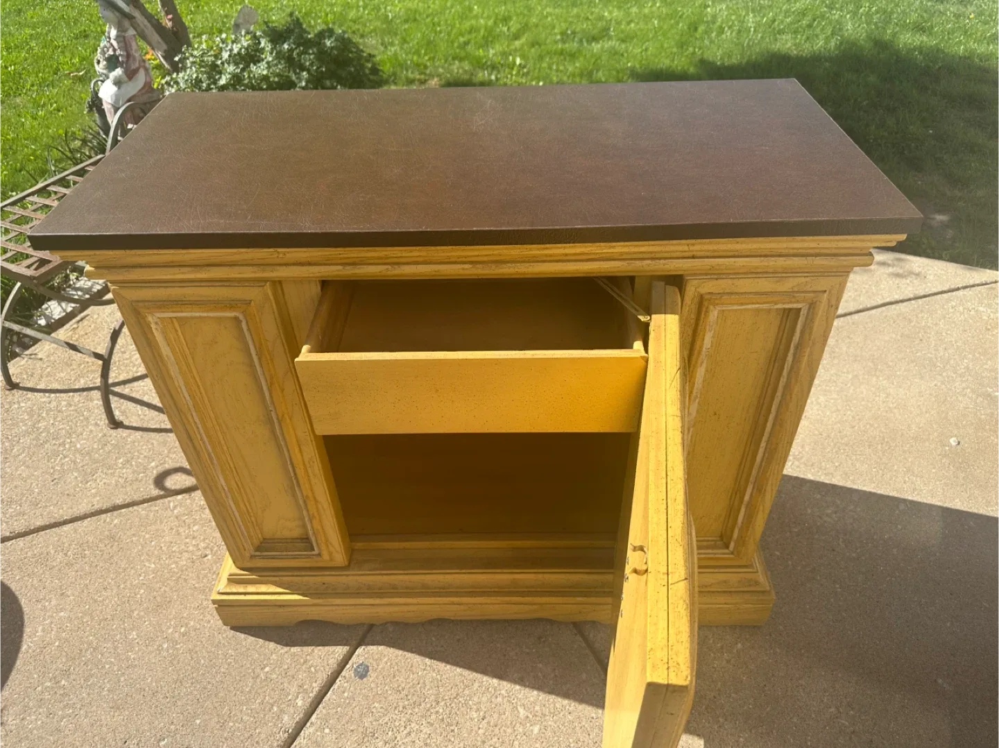 Sideboard/Hutch image indicator(6)