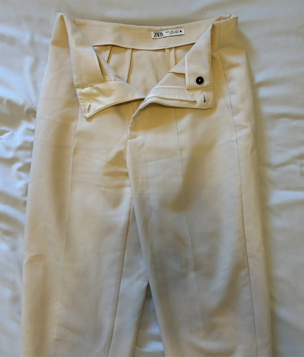 Zara Cream Trousers - Size EUR 36 image indicator(3)