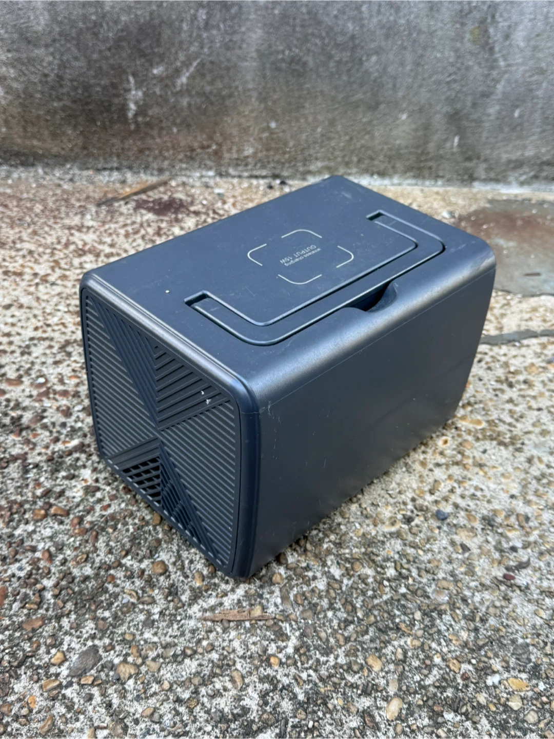 Bluetti EB3A Portable Power Station 268.8Wh - photo 3