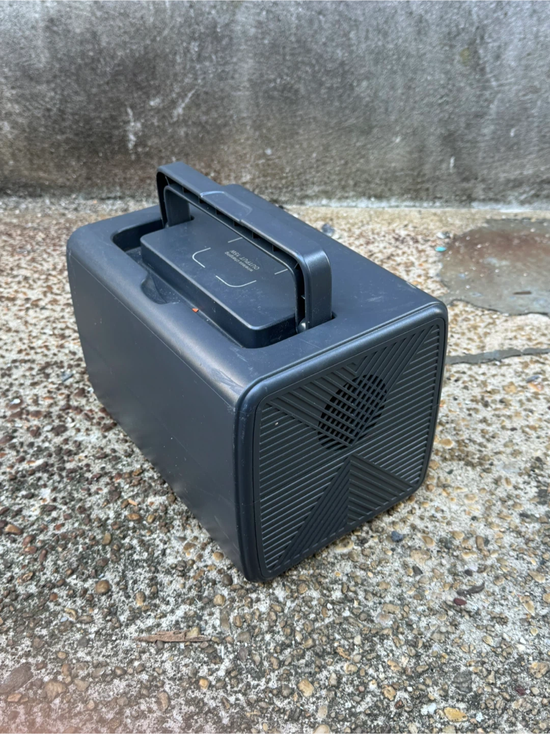 Bluetti EB3A Portable Power Station 268.8Wh - photo 4