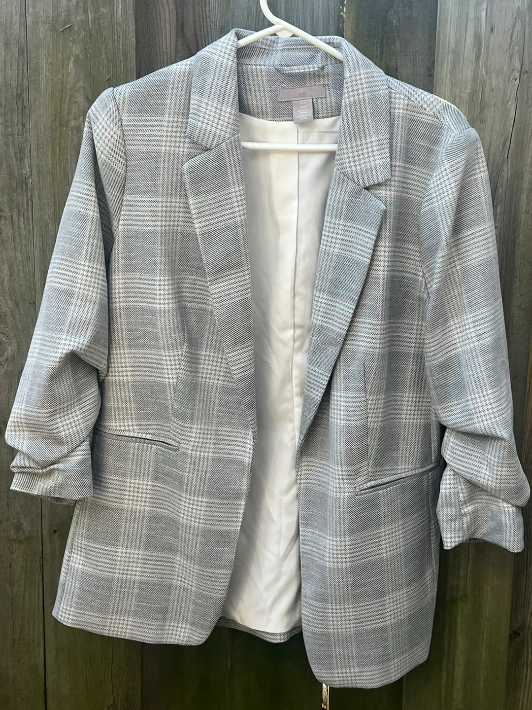 H&M Plaid Blazer - Size L image indicator(2)