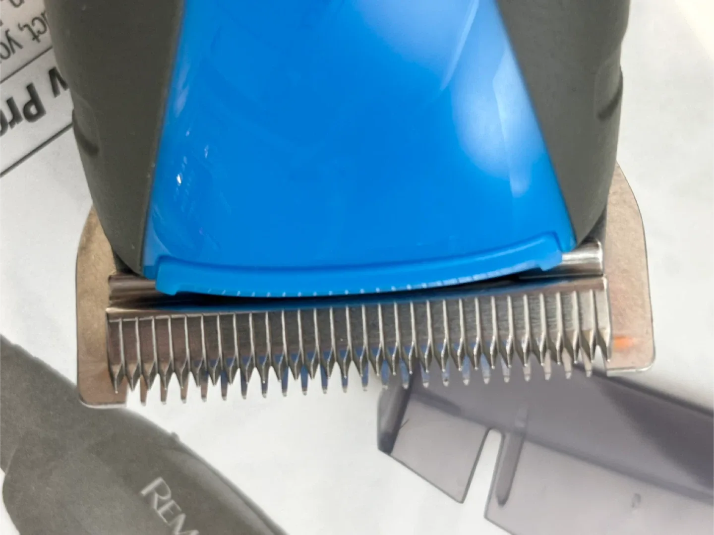 Haircut Trimmer Remington HC5850 Virtually Indestructible image indicator(3)