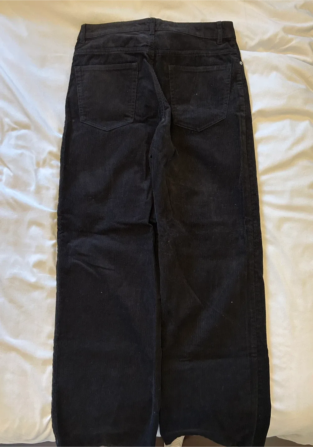 H&M Corduroy Wide Leg Pants - Black image indicator(2)
