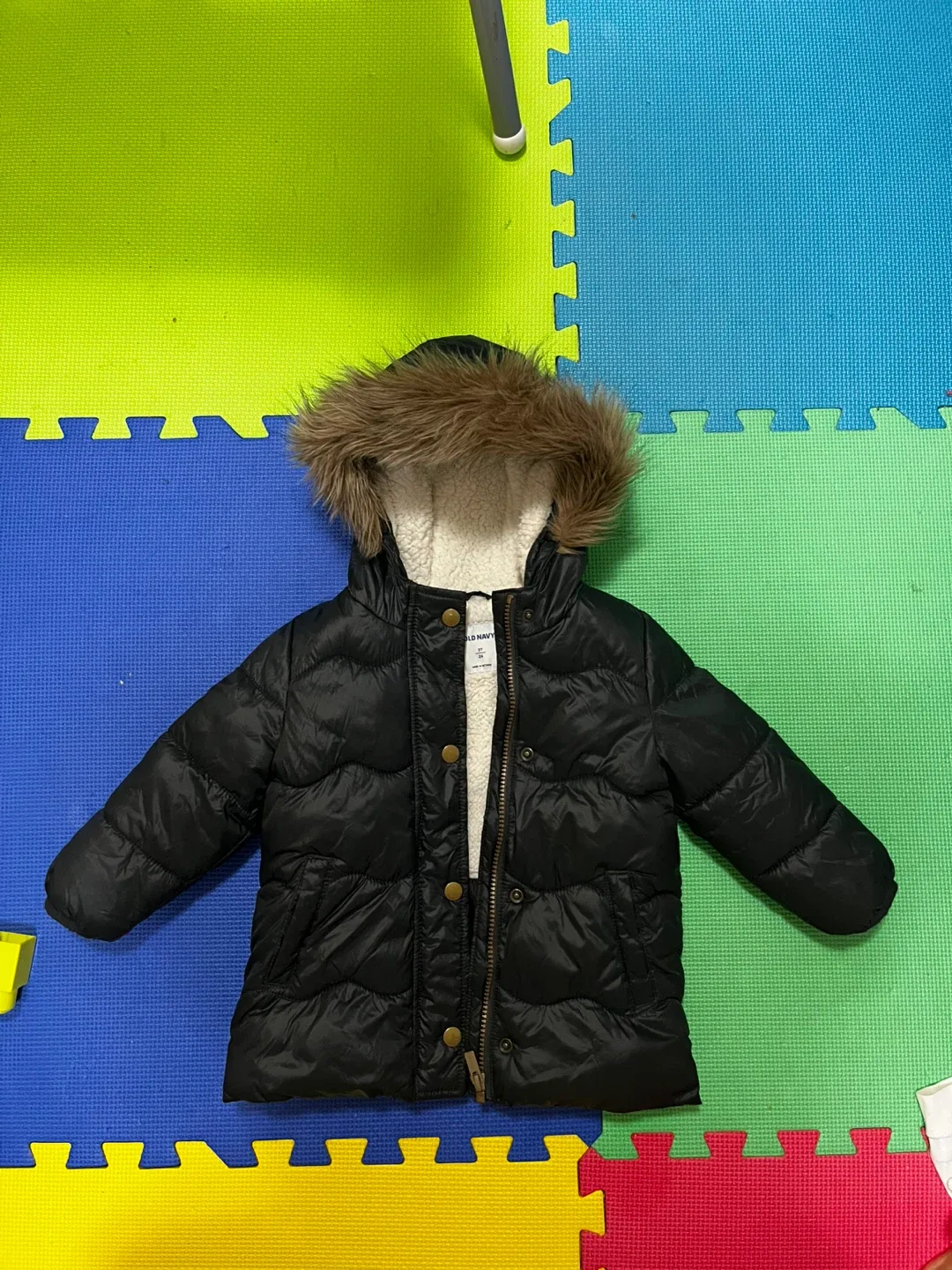 Old Navy Puffer Jacket - Size 2T