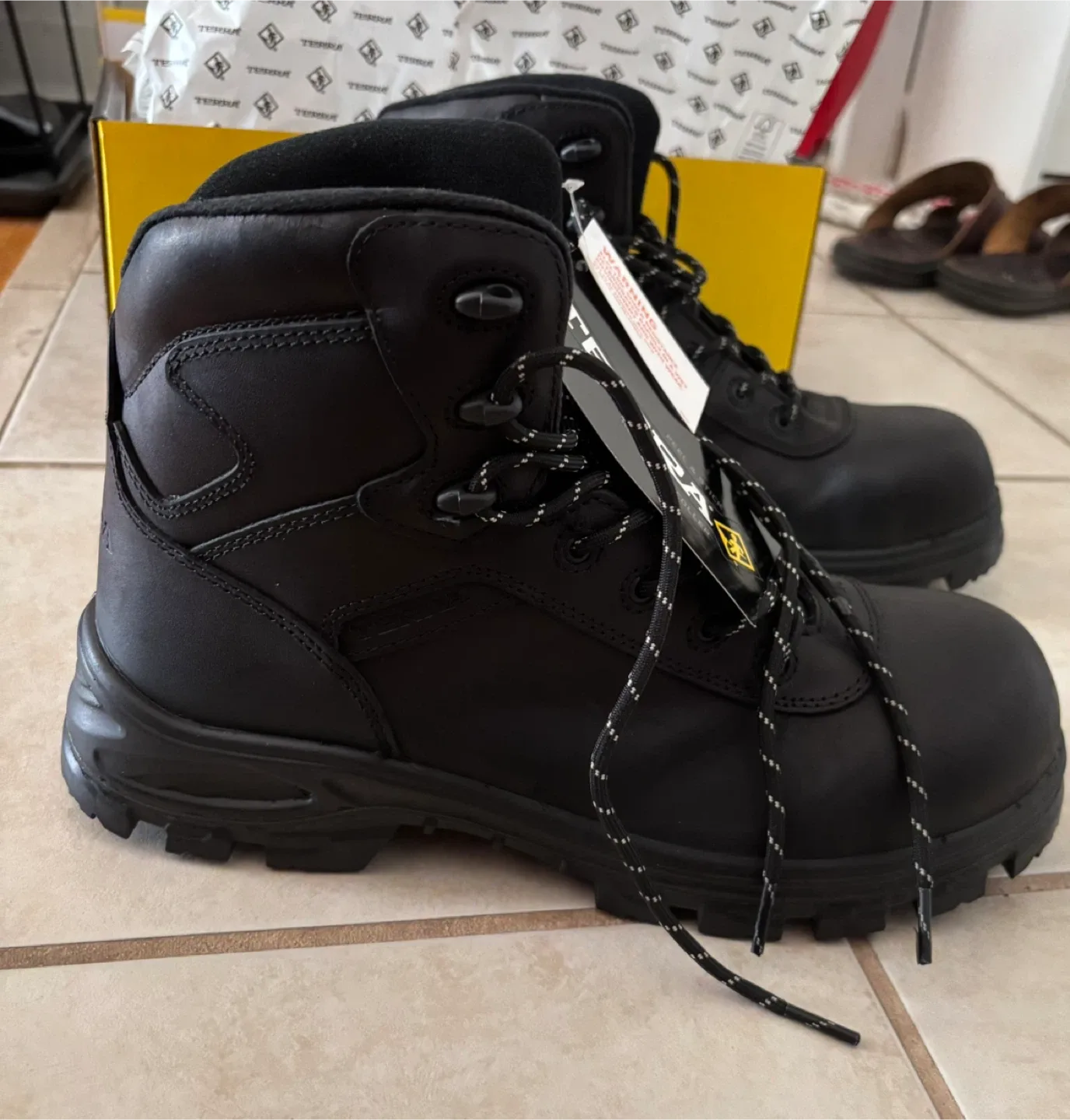 Terra TREMORSRBLK CTCPESBR Black Work Boots - Size 10.5 image indicator(2)
