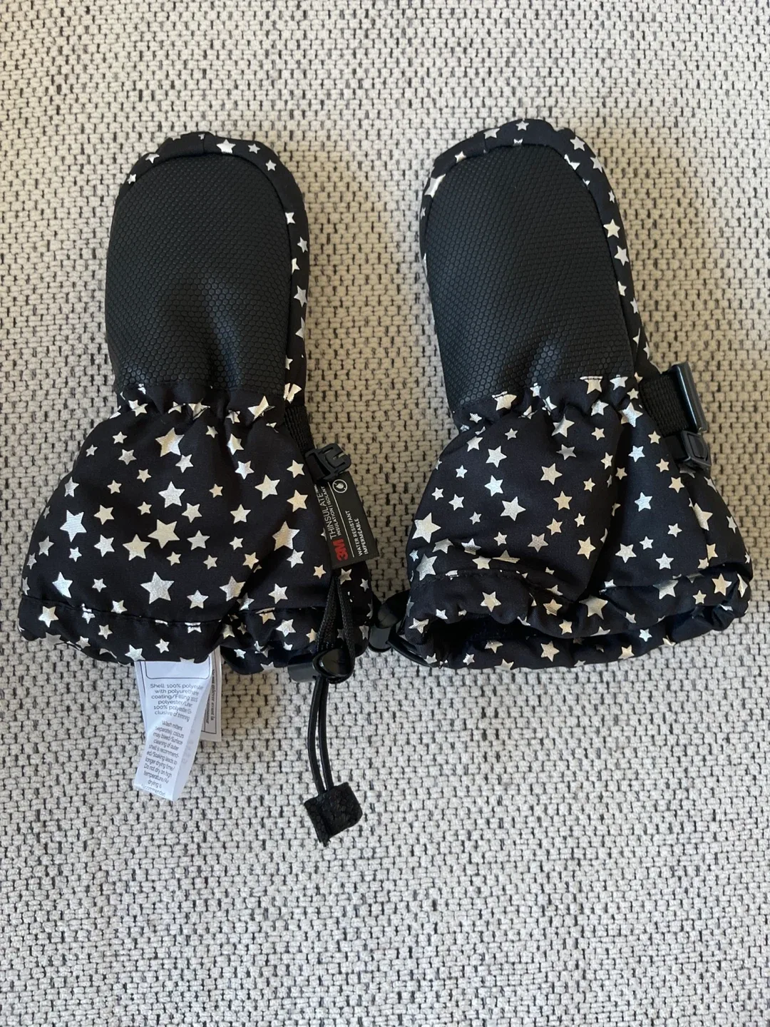 Jan & Jul XS Mittens - Black with Stars image indicator(2)