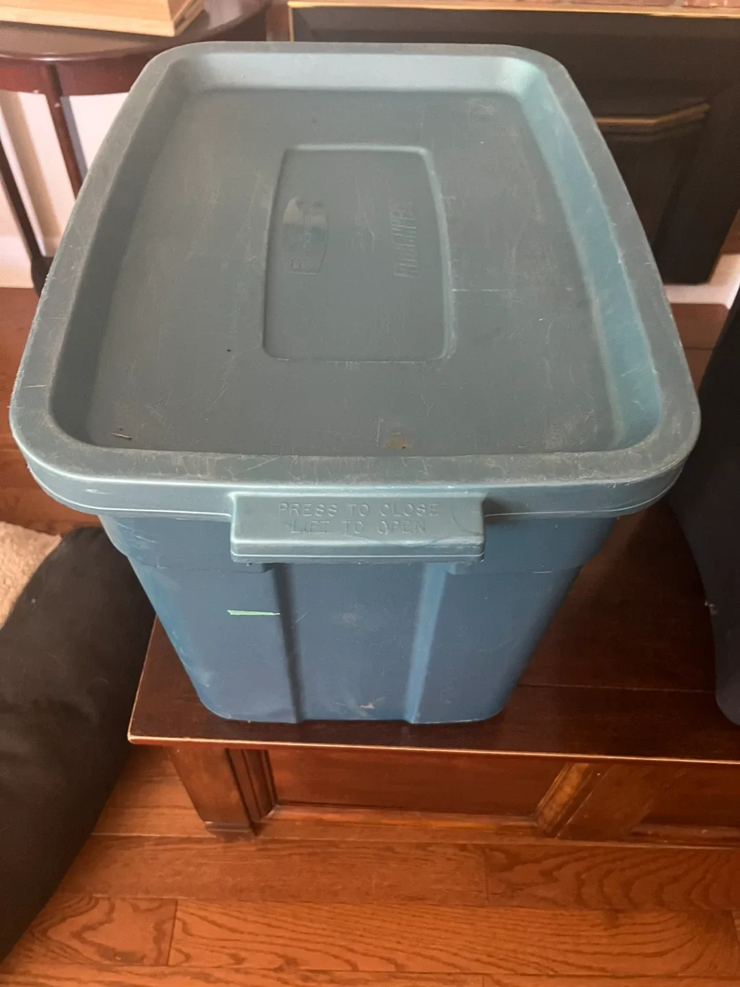 Roughneck Storage Container thumbnail