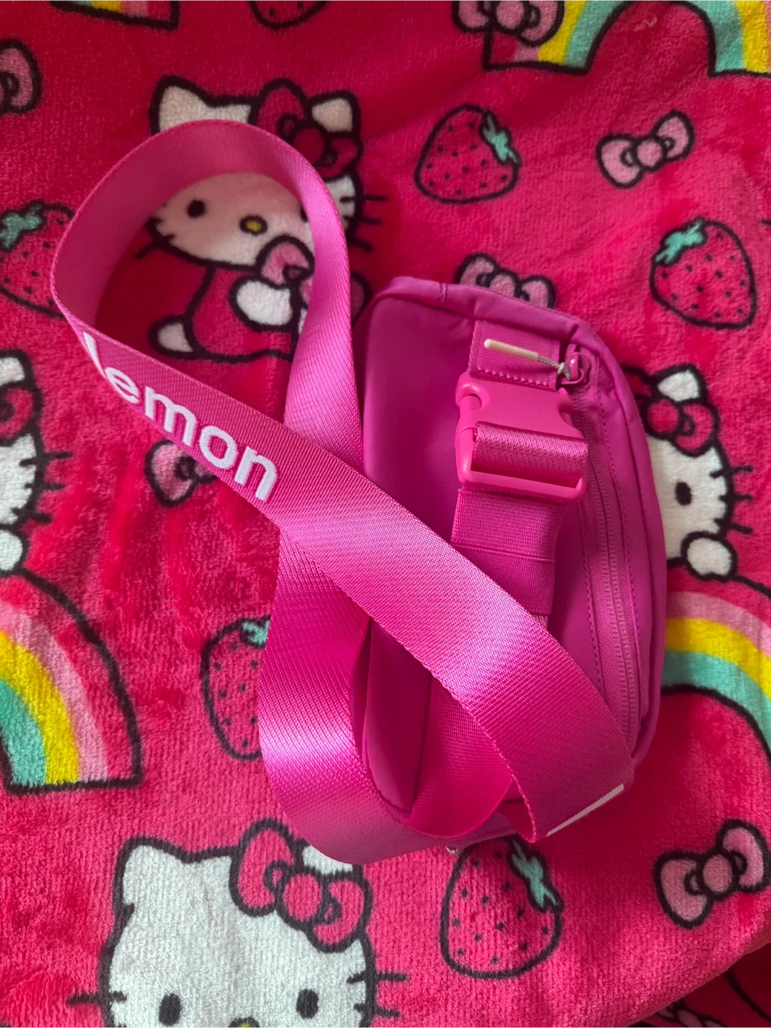 Lululemon Belt Bags image indicator(7)