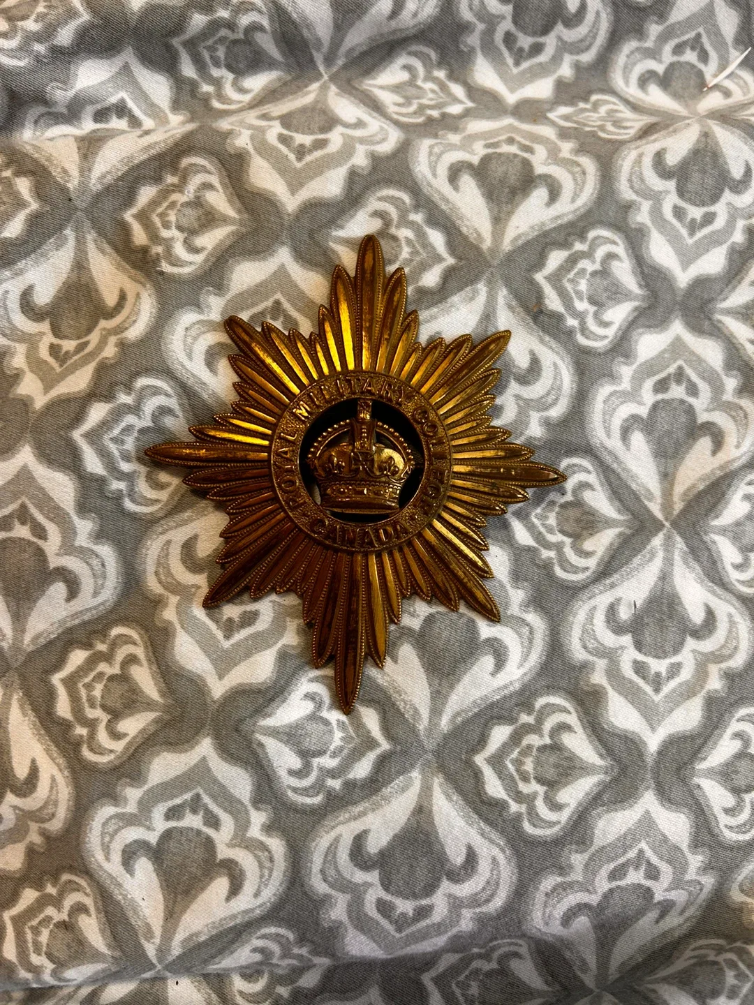 Vintage Royal Military College Canada Pin image indicator(2)