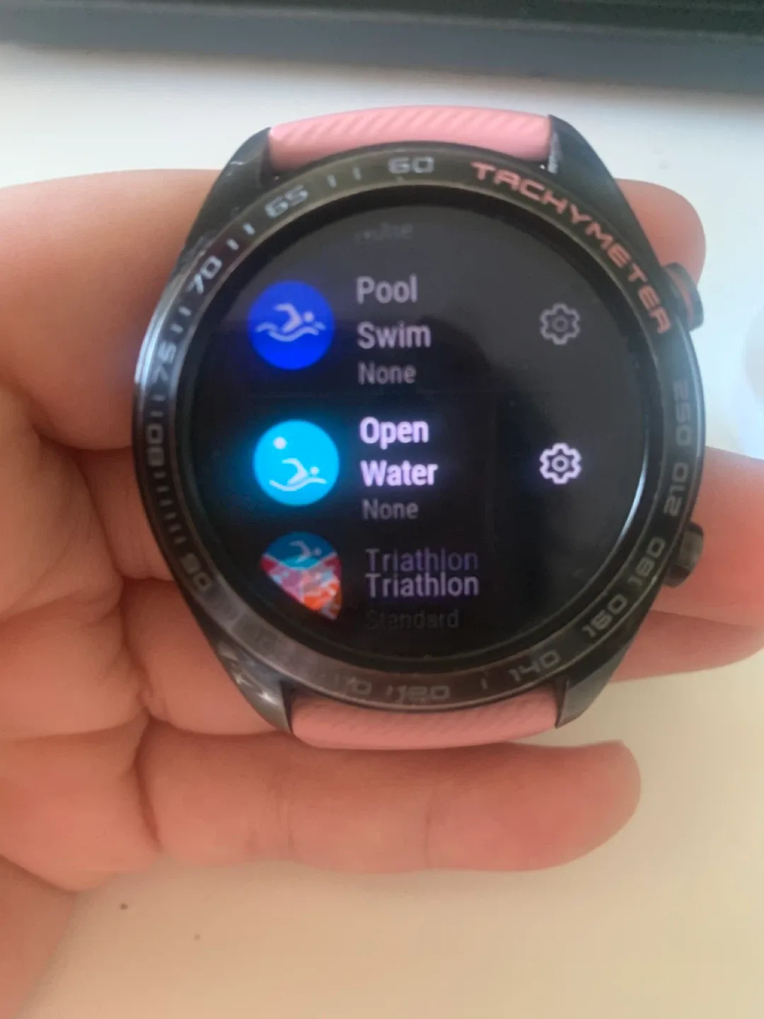 HONOR Smart Watch with Pink Band image indicator(9)