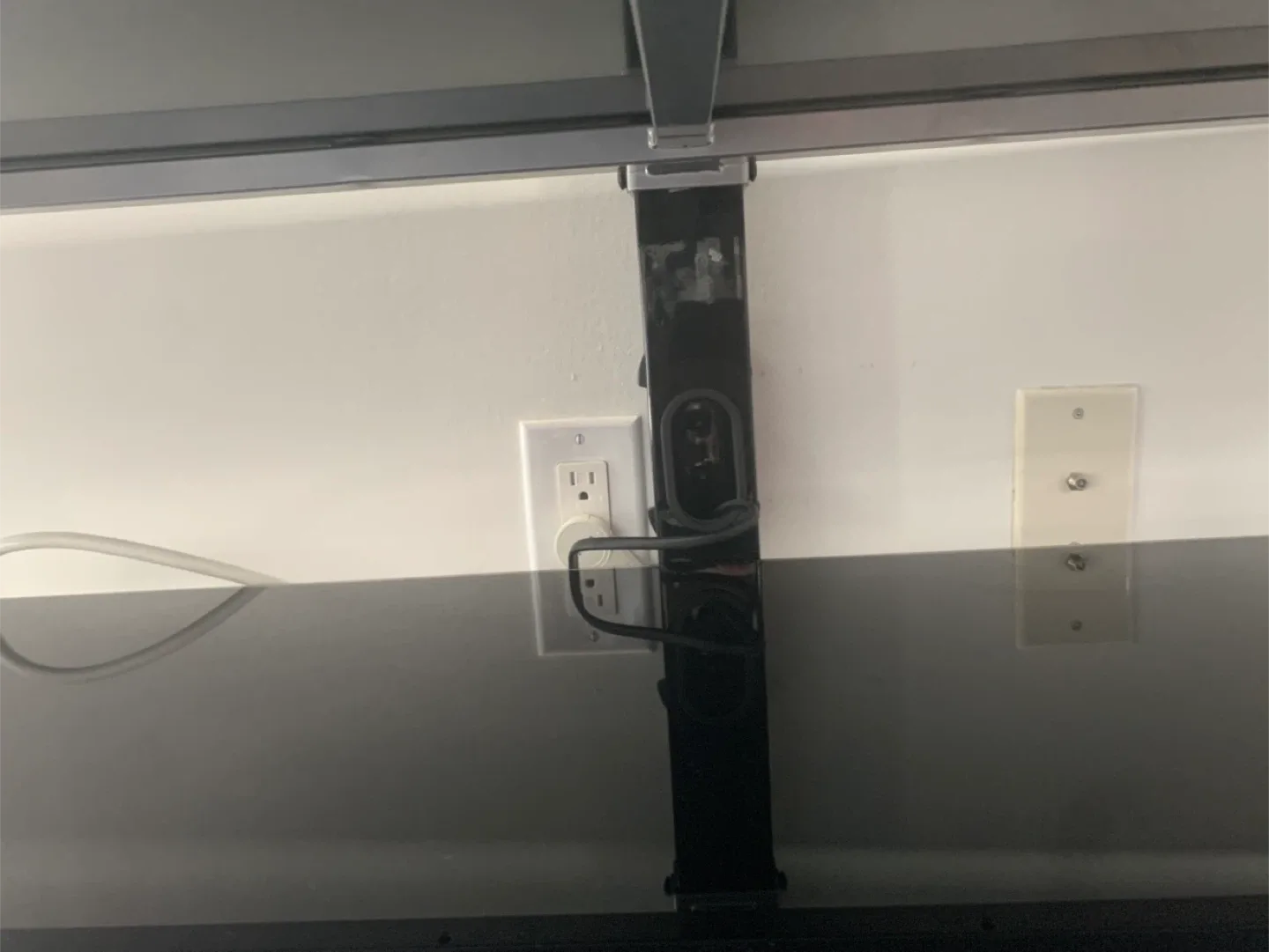 Modern Black Glass TV Stand image indicator(3)