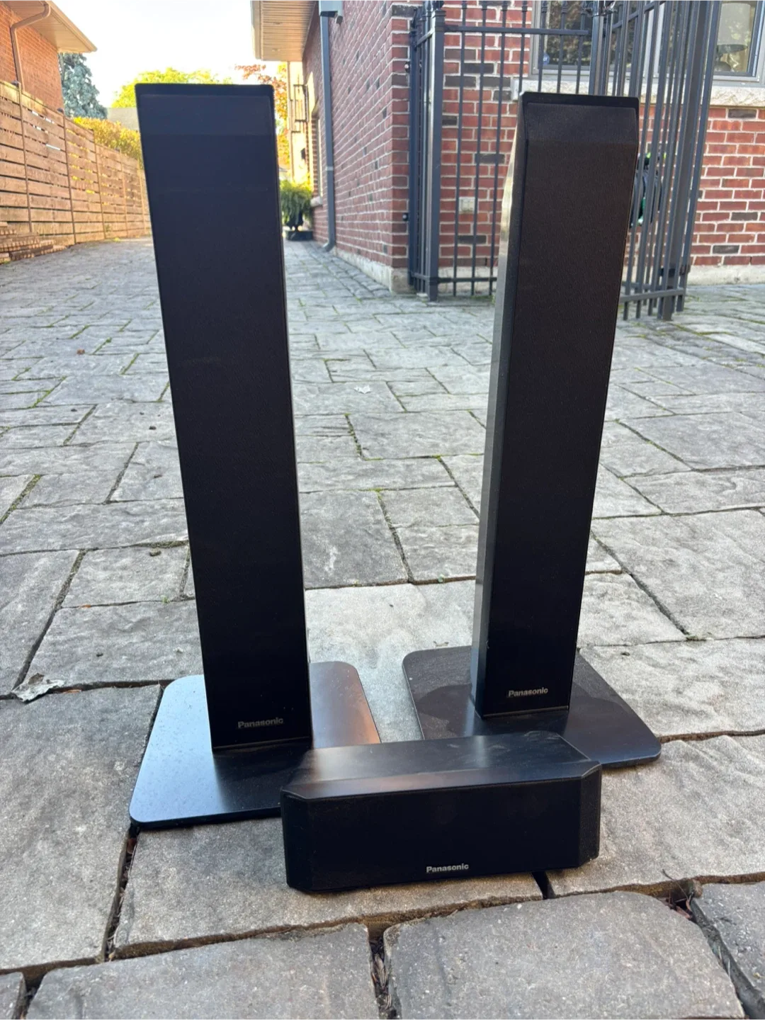 Panasonic Tower Speakers and Center Speaker thumbnail