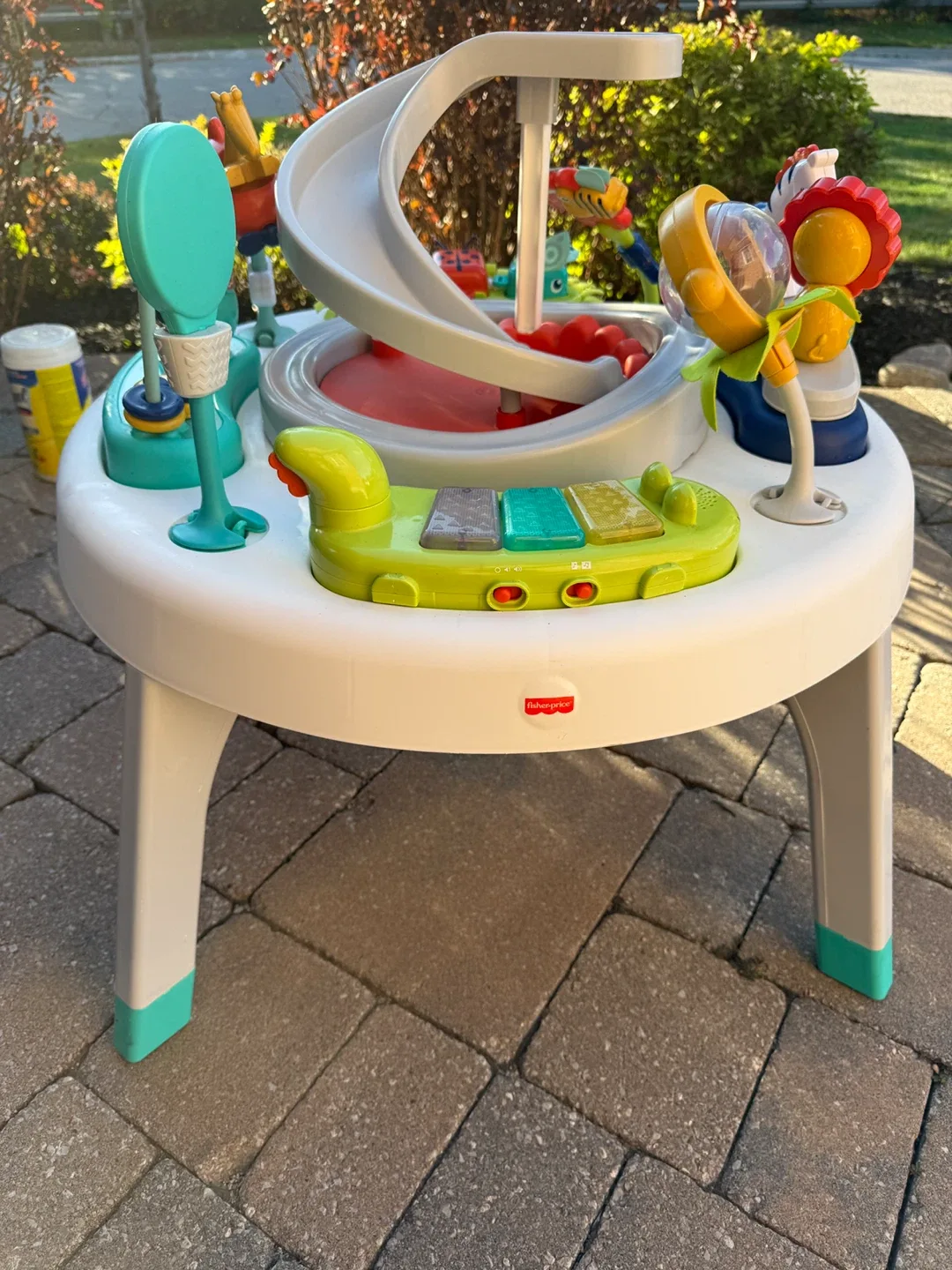 Fisher-Price 2-in-1 Sit-to-Stand Activity Center image indicator(4)