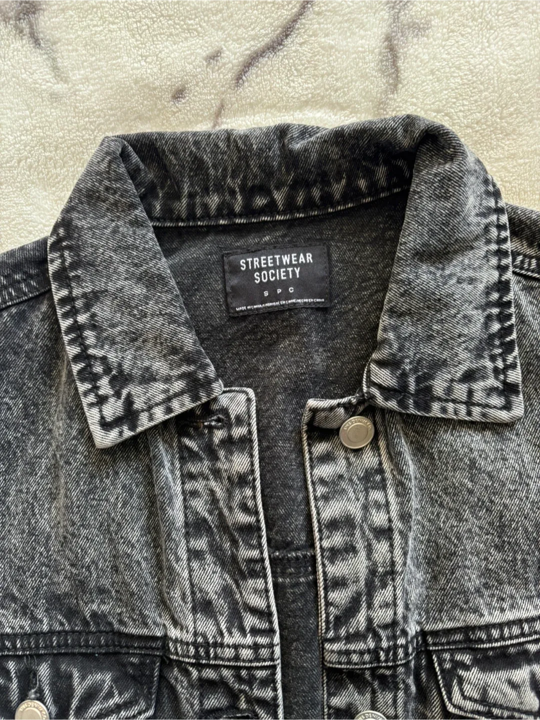 Women’s Black Acid Wash Denim Jacket image indicator(2)