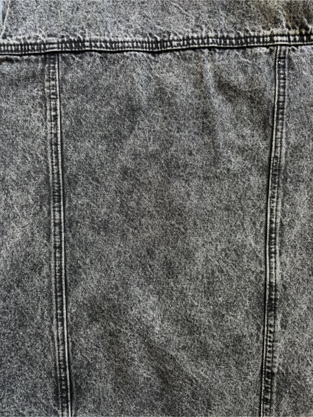 Women’s Black Acid Wash Denim Jacket image indicator(5)