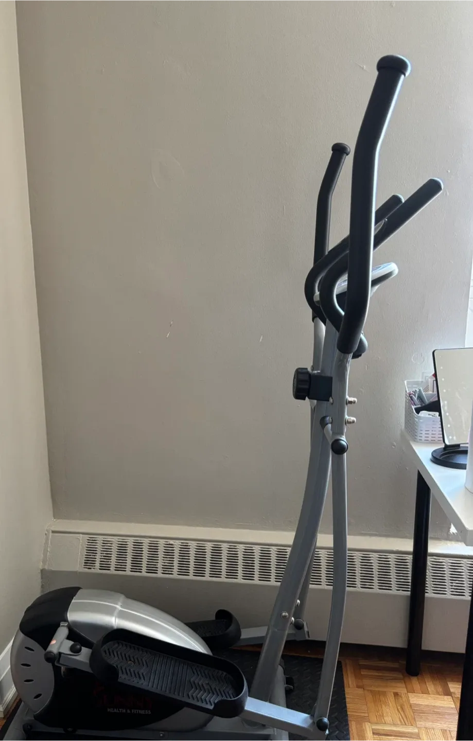 Sunny Health & Fitness Elliptical Machine image indicator(5)