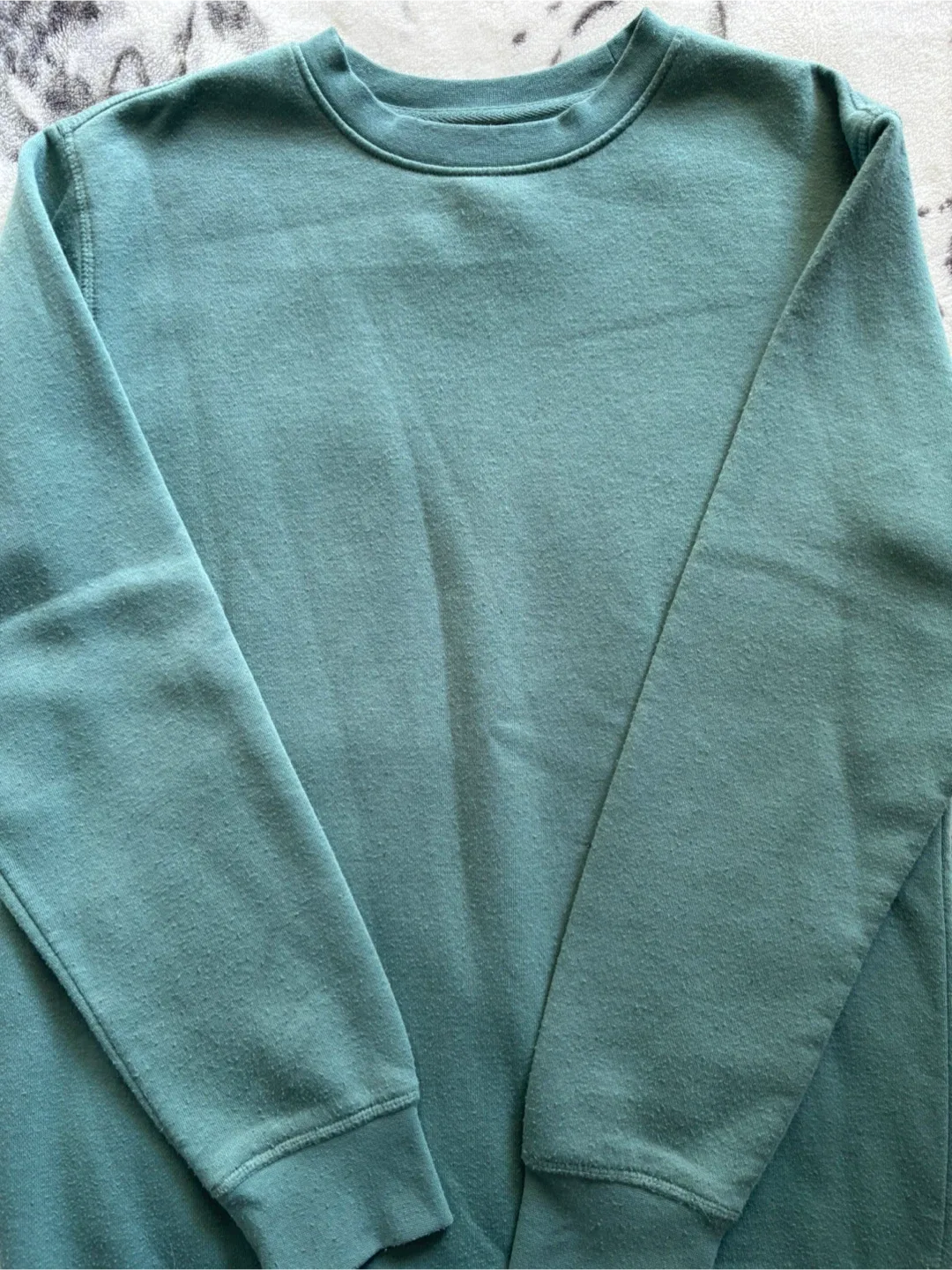 Men’s Athletic Works Green Crewneck - Size Small image indicator(2)