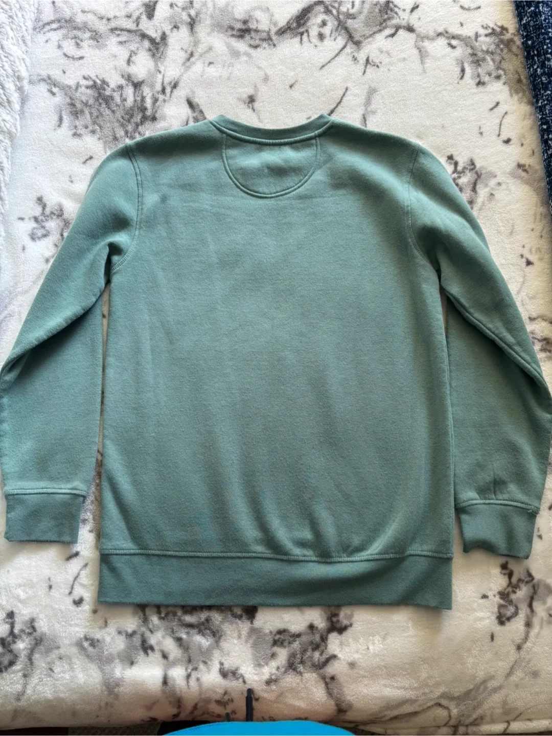 Men’s Athletic Works Green Crewneck - Size Small image indicator(4)