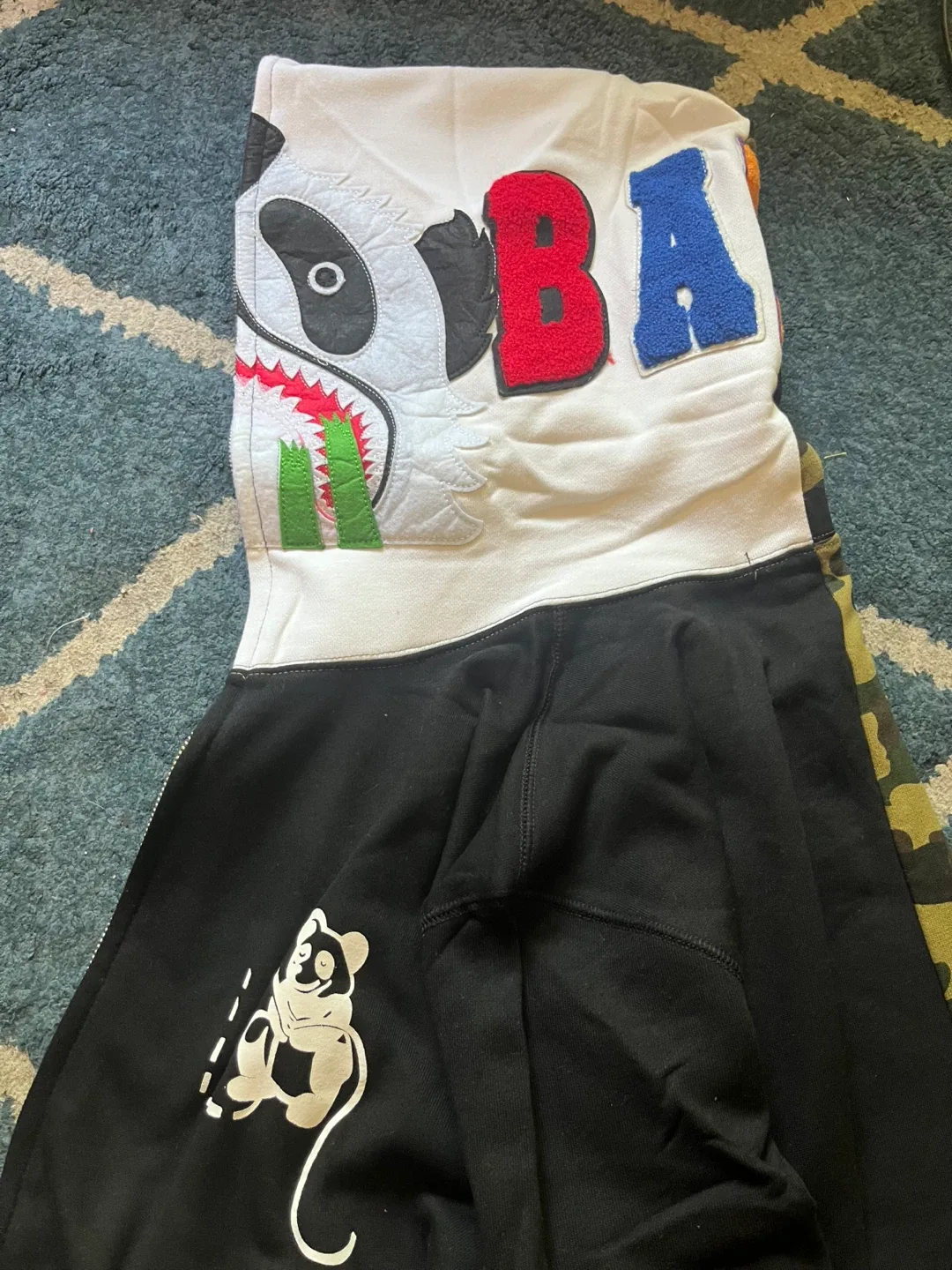 BAPE Black & Camo Hoodie, Size L image indicator(5)