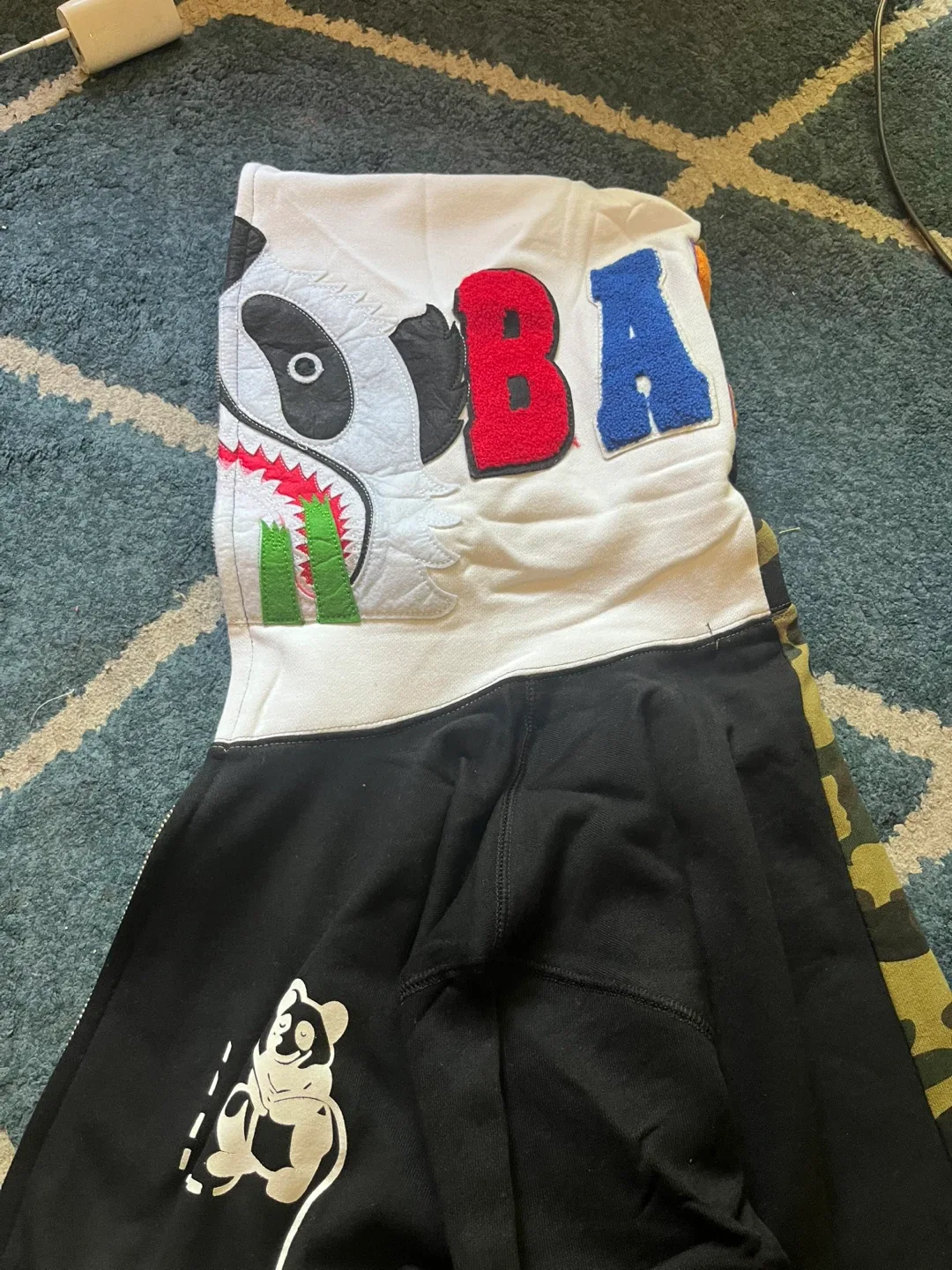 BAPE Black & Camo Hoodie, Size L image indicator(6)