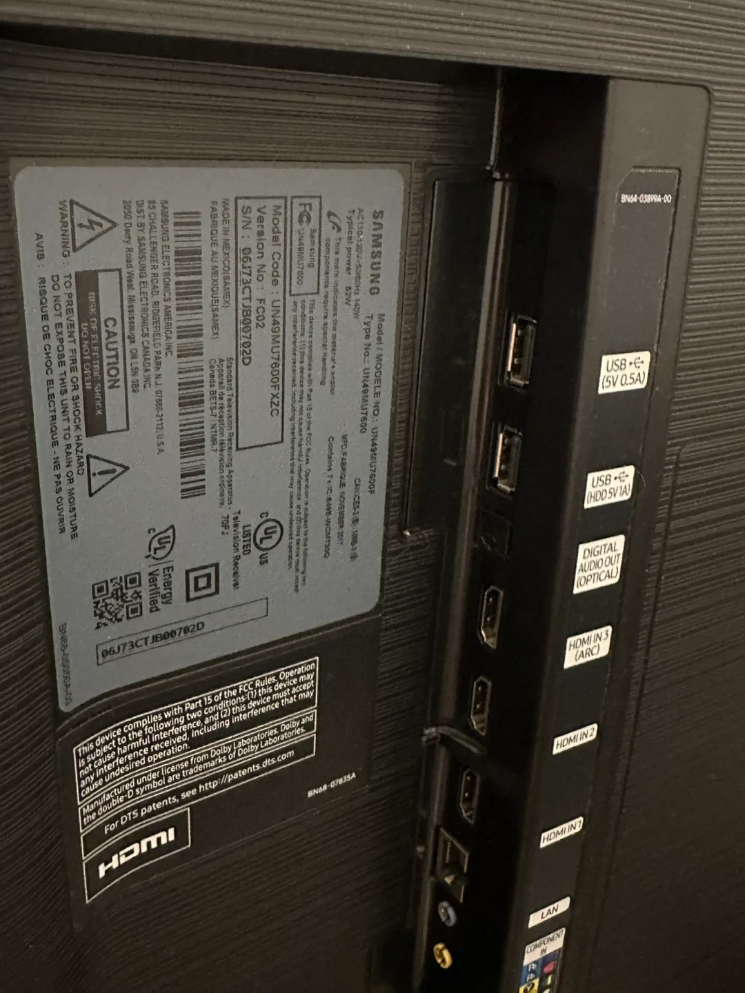 Samsung 49" UHD 4K Curved Smart TV image indicator(2)