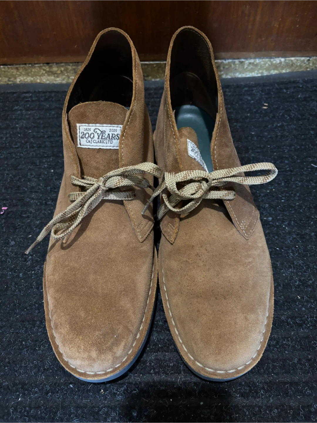Clarks Desert Boots - Mens US 8.5