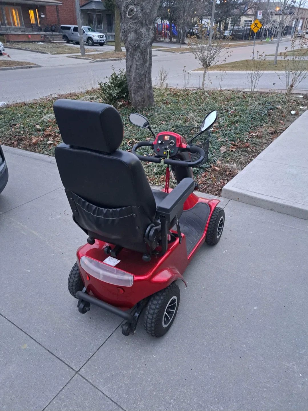 Barely used-Electric Mobility Scooter image indicator(4)