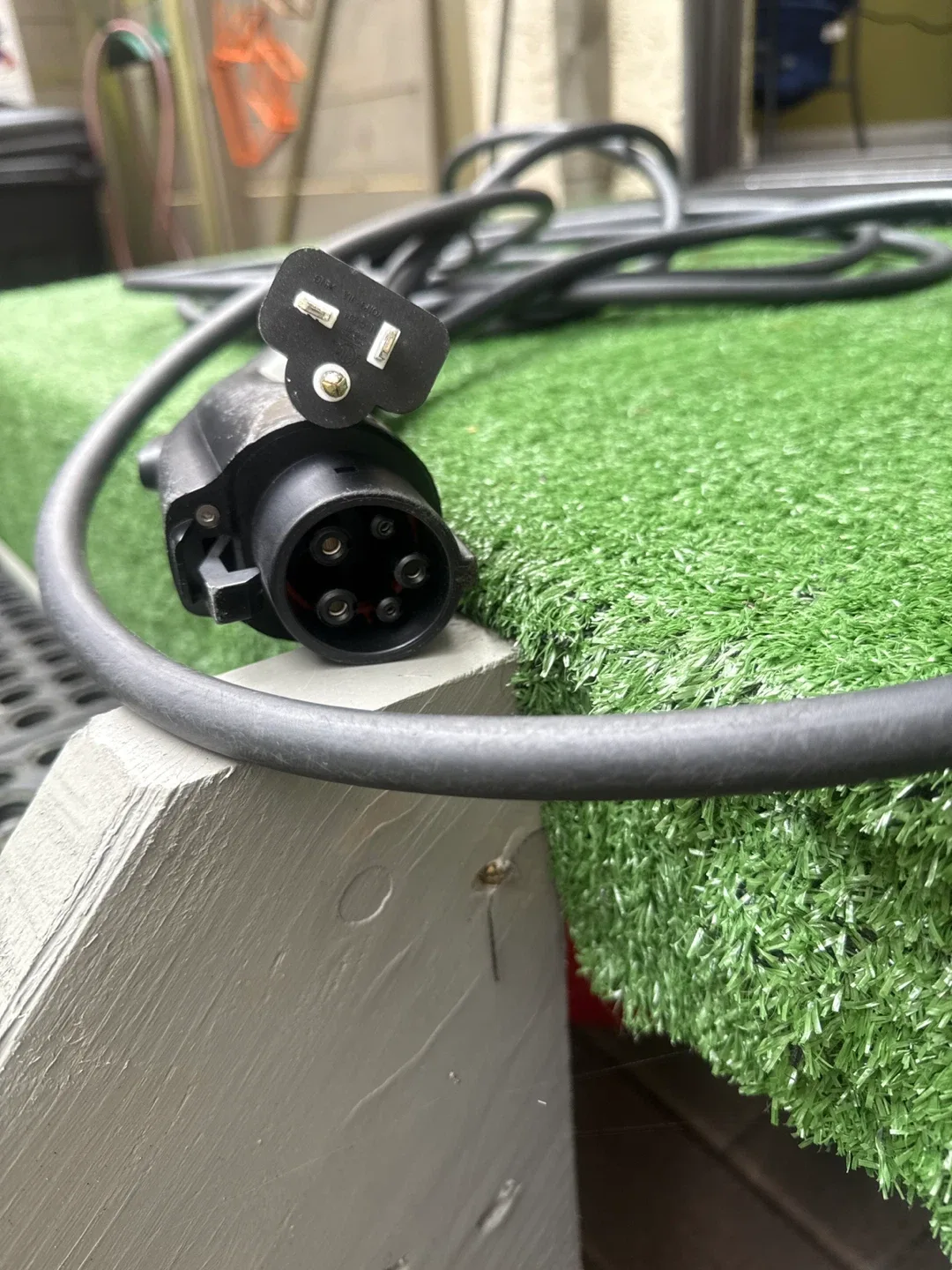 EVO EVRANCE Level 2 Portable Electric Vehicle Charger image indicator(2)