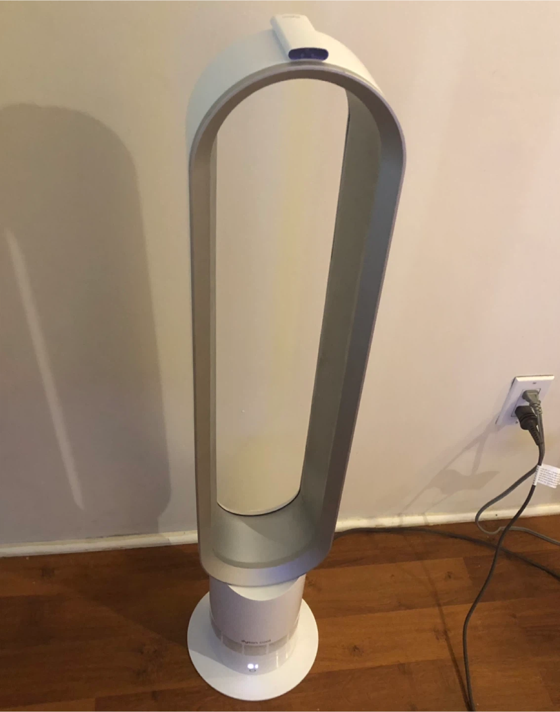 Dyson Cool Tower Fan with Remote - photo 2