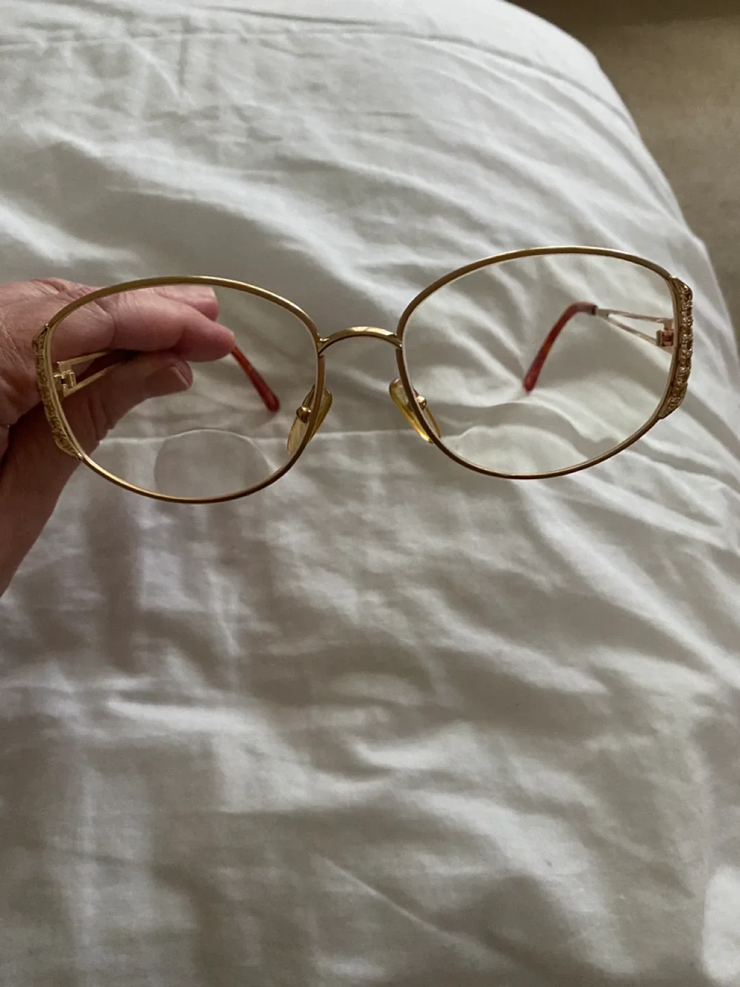 Christian Dior Vintage Gold Eyeglasses image indicator(3)