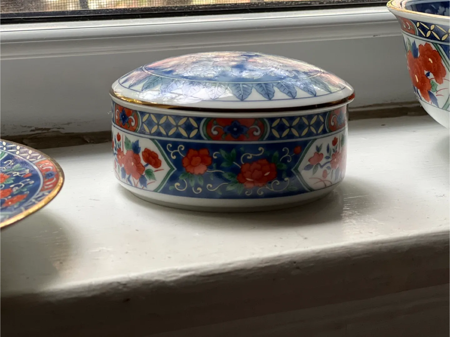 Tiffany & Co. Floral Porcelain Set image indicator(8)