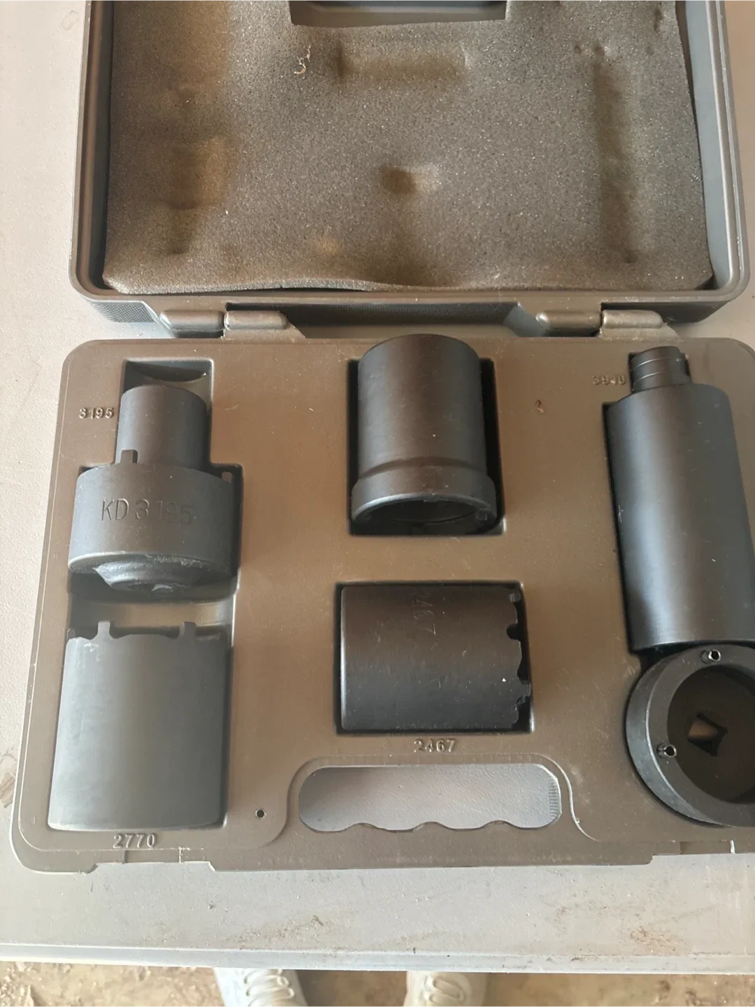 KD Service Kits 6-Piece Spindle Nut Kit image indicator(2)