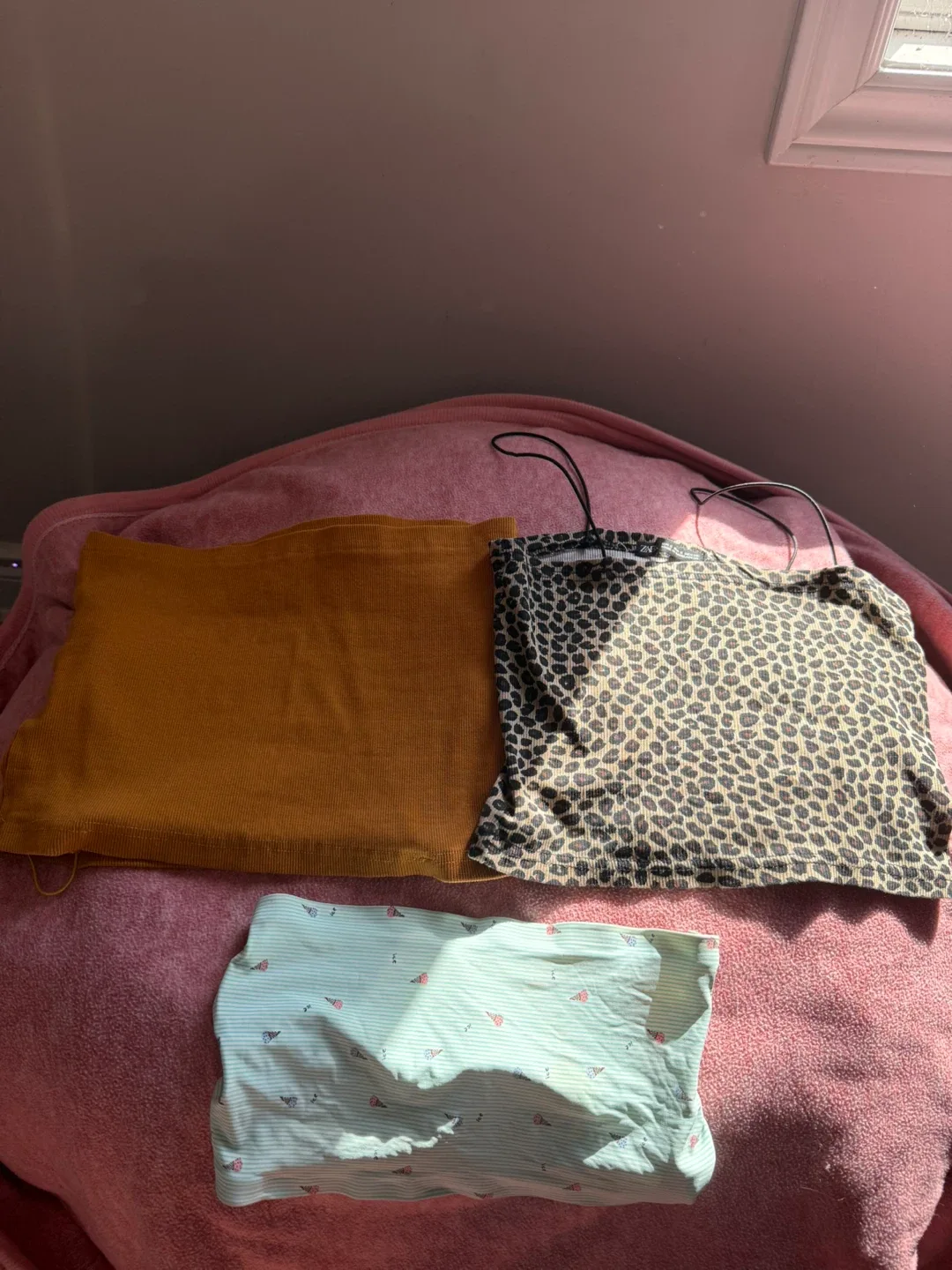 Zara Tops Bundle - Size S thumbnail