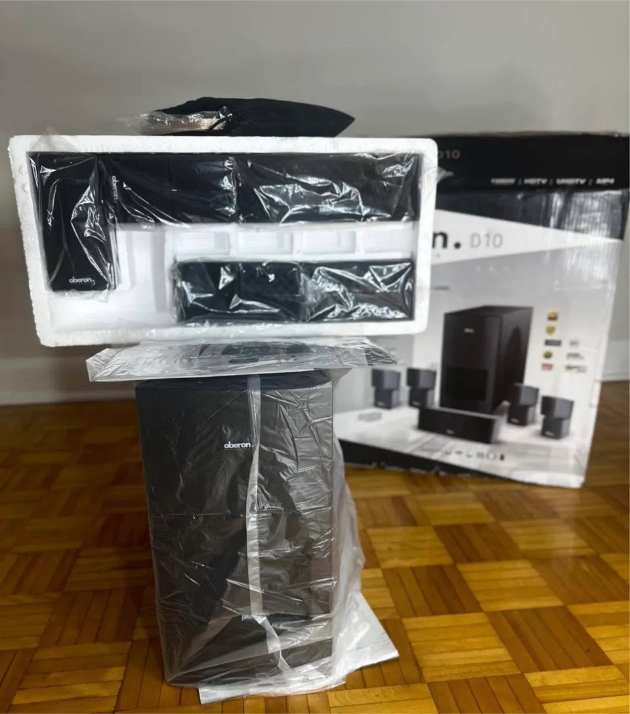 Oberon Home Theatre System image indicator(4)