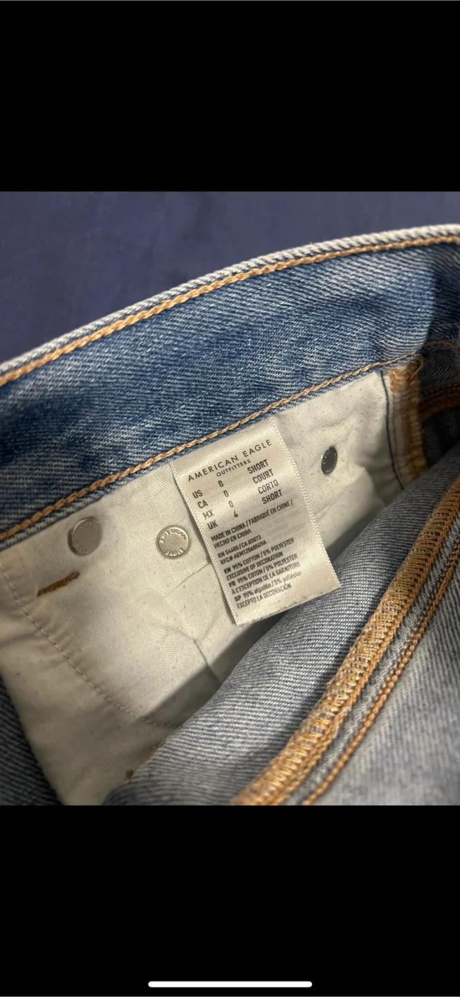 “🧡” American Eagle Mom Jeans image indicator(3)