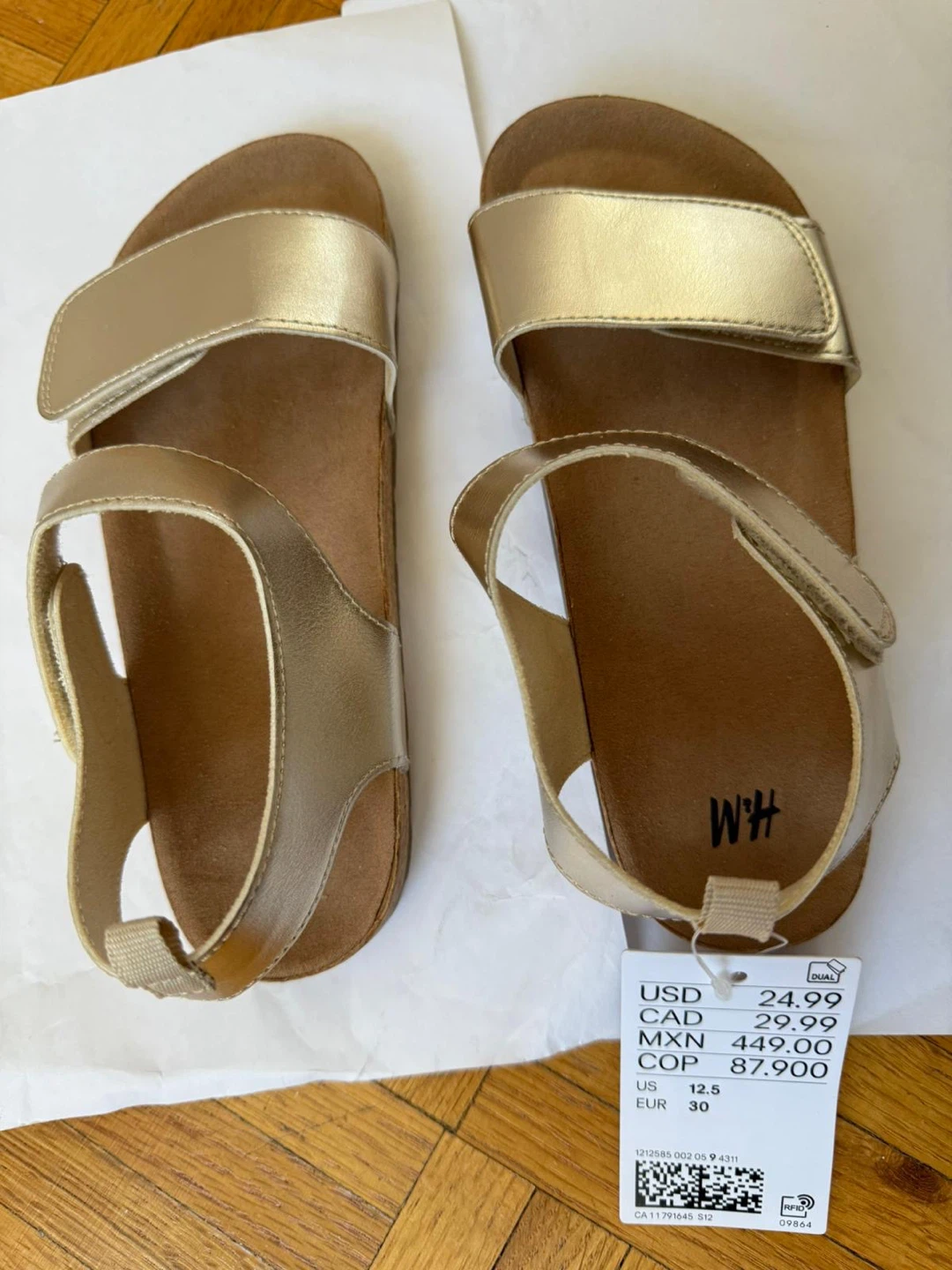 H&M Gold Sandals - Size 12.5 US (Kids)
